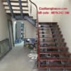 Cầu thang xương cá tại Hà Nội. Cầu thang xương cá mặt bậc gỗ