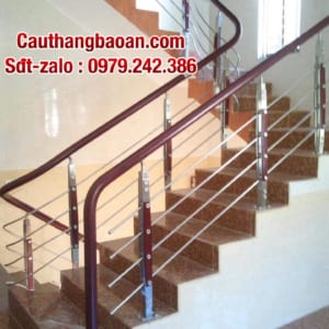 Cầu thang Inox tay vịn nhựa đẹp tại Hà Nội