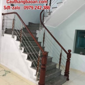 Báo giá cầu thang inox đẹp, cầu thang inox tay vịn gỗ