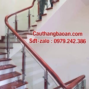 Cầu thang kính lan can kính cường lực