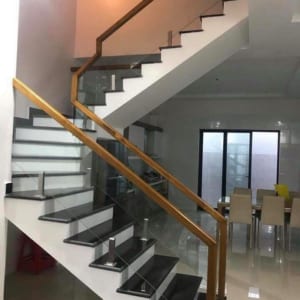 Cầu thang kính lan can kính, cầu thang kính đẹp