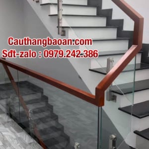 Cầu thang kính đẹp, cầu thang kính gỗ đẹp