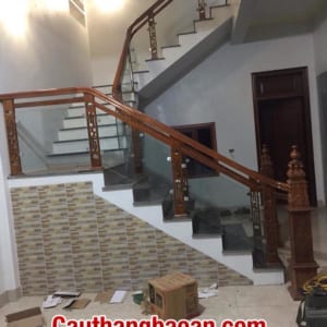 Cầu thang gỗ kính đẹp, cầu thang lan can kính