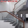 Lan can cầu thang kính cường lực