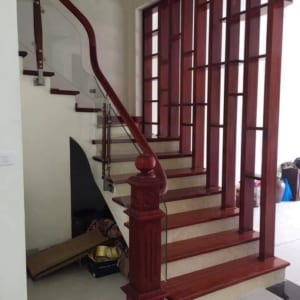 Cầu thang kính gỗ, cầu thang kính tay vịn gỗ