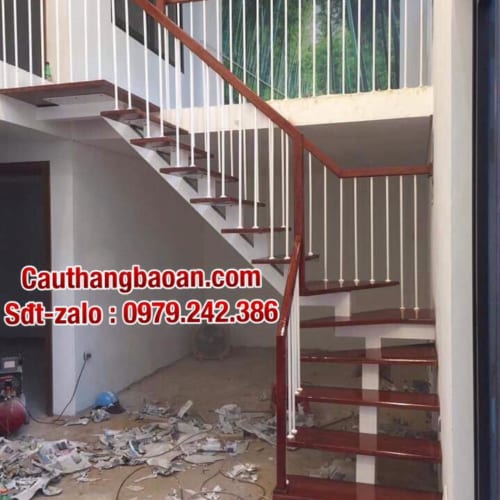 Cầu thang xương cá, cầu thang xương cá ở Hà Nội