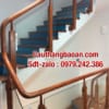 Cầu thang lan can kính cường lực, cầu thang kính tay vịn gỗ