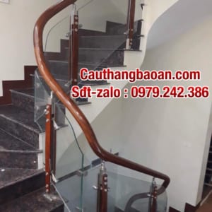 Cầu thang kính đẹp, cầu thang lan can kính cường lực