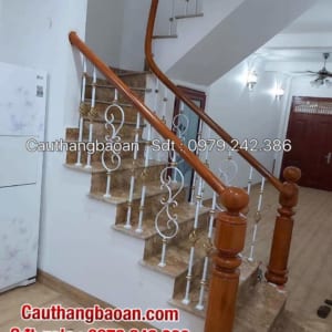 Cầu thang sắt đẹp tại Hà Nội, cầu thang lan can sắt nghệ thuật