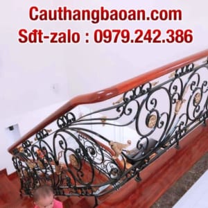 Lan can cầu thang sắt nghệ thuật đẹp, Cầu thang sắt gỗ đẹp