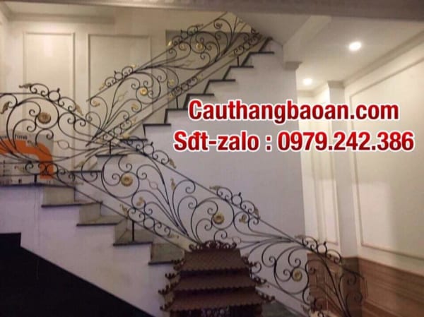 Cầu thang sắt tại Hà Nội, cầu thang lan can sắt nghệ thuật