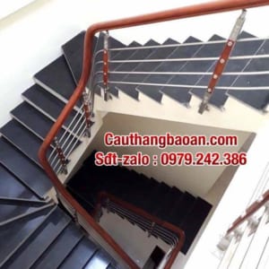 Cầu thang lan can inox tay vịn gỗ, Cầu thang inox đẹp tại Hà Nội