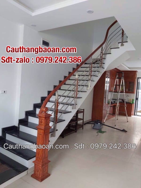 Cầu thang inox gỗ đẹp tại Hà Nội, Cầu thang inox tay vịn gỗ