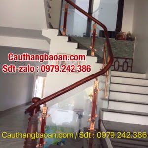 Cầu thang kính chân cao, Cầu thang kính chân lửng đẹp tại Hà Nội