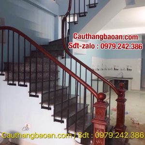 Cầu thang sắt lan can sắt đẹp, Mẫu cầu thang sắt tay vịn gỗ đẹp nhất