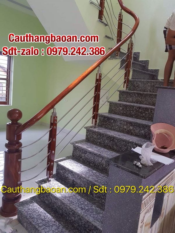 Tổng hợp các mẫu cầu thang inox tay vịn gỗ, Lan can cầu thang inox tay vịn nhựa đẹp hiện đại tại Hà Nội, Vĩnh Phúc
