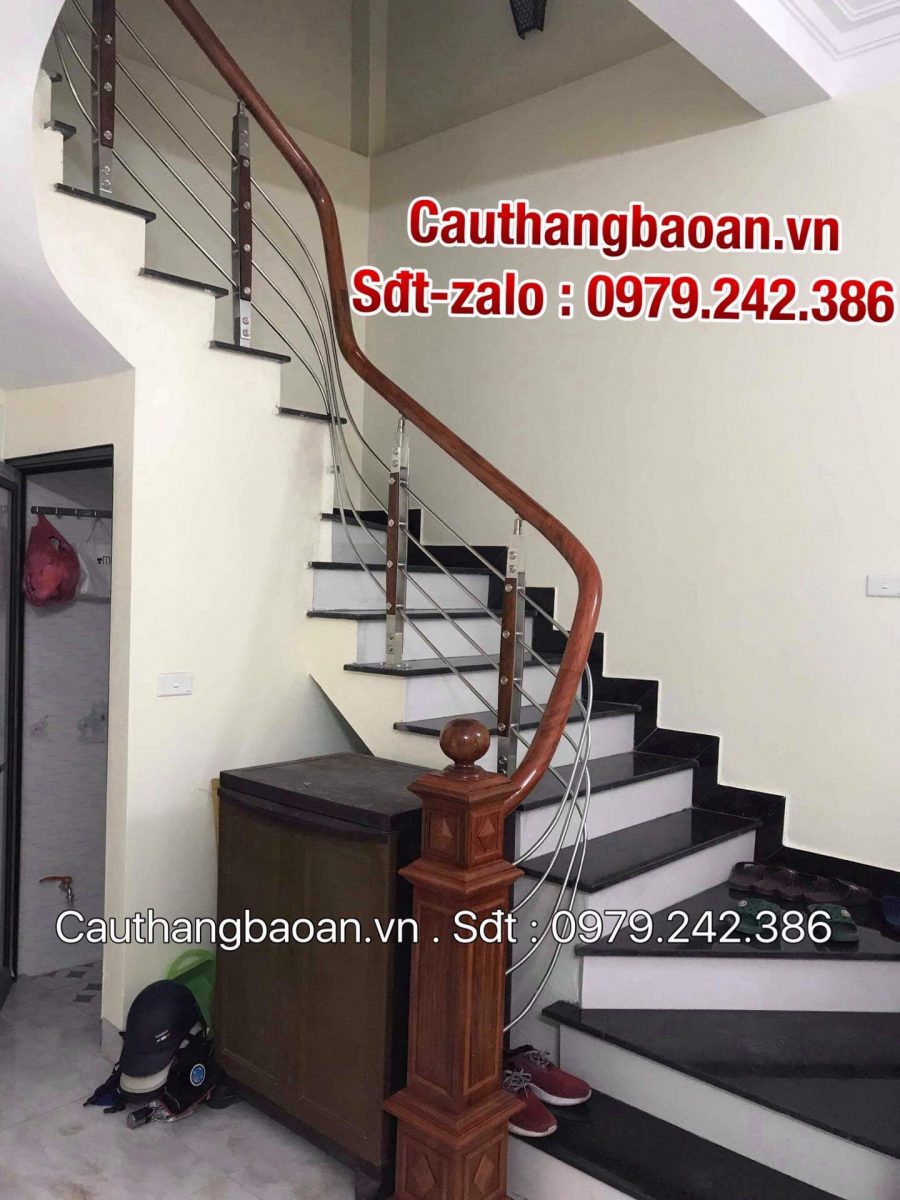 Cầu thang lan can inox Hà Nội