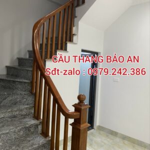 CẦU THANG GỖ LIM NAM PHI ĐẸP . MẪU CẦU THANG CON TIỆN GỖ TẠI HÀ NỘI