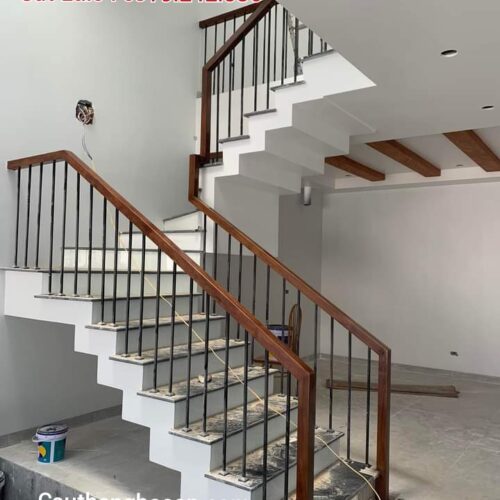 CẦU THANG SẮT ĐẸP NGHỆ THUẬT . MẪU CẦU THANG SẮT GỖ ĐẸP TẠI HÀ NỘI
