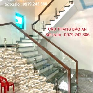 CẦU THANG KÍNH ĐẸP HIỆN ĐẠI. MẪU CẦU THANG KÍNH CƯỜNG LỰC ĐẸP